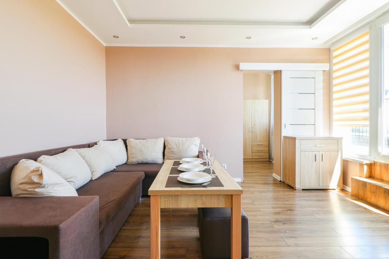 Apartament Morena Z Widokiem Z Tarasu Na Morze ชวีโนวิชแจ ภายนอก รูปภาพ