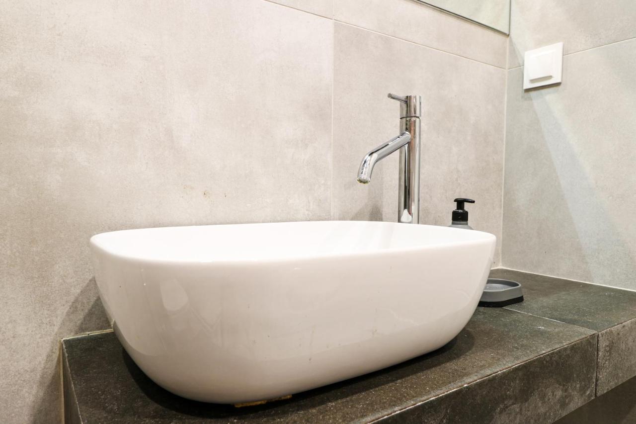 Apartament Morena Z Widokiem Z Tarasu Na Morze ชวีโนวิชแจ ภายนอก รูปภาพ